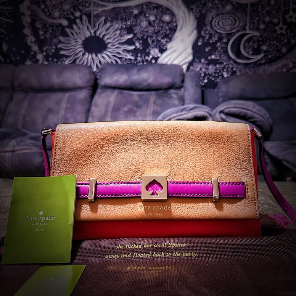Vintage style Kate Spade Y2K Tan and Purple Crossbody Bag ❌60% OFF SALE❌ - Picture 16 of 16